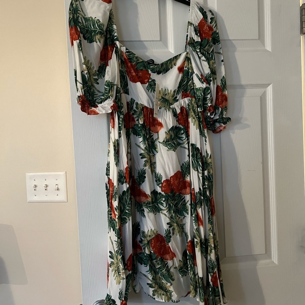 New with Tags tropical dress